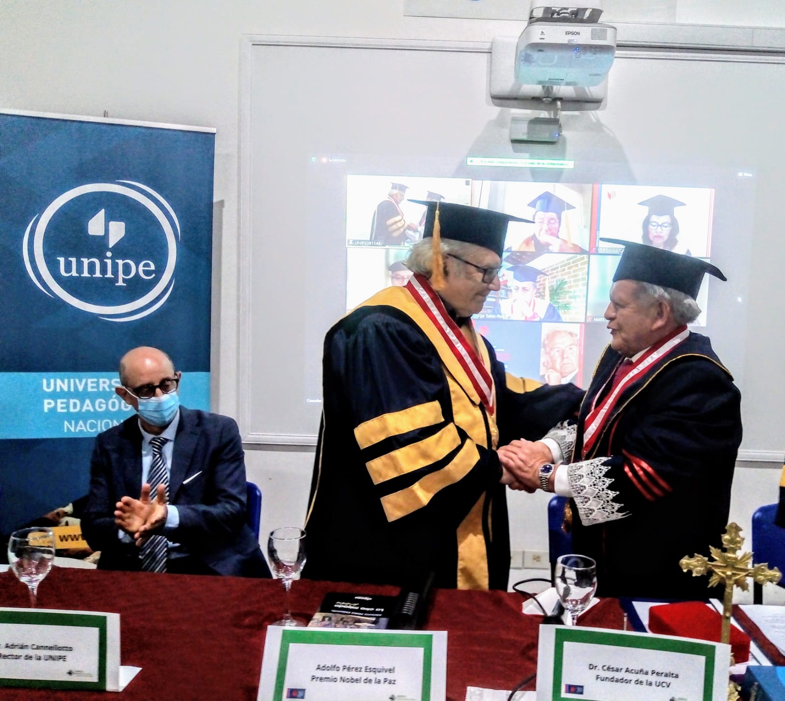 Universidad Peruana premia a Adolfo Pérez Esquivel